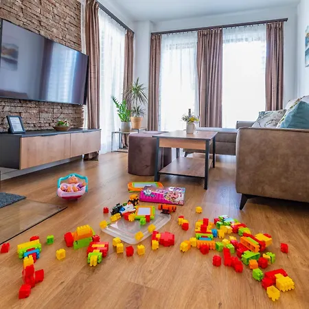 Horček, Apartmán
